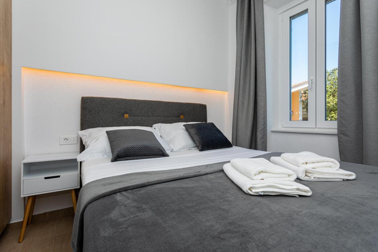 Apartments San Leopoldo Crikvenica Bagian luar foto